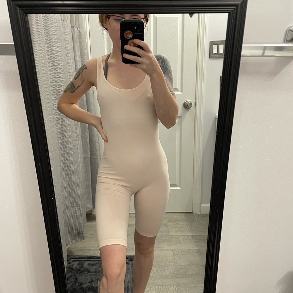 Free People Everyday Bikeshort Romper XS/S - Picture 2 of 3
